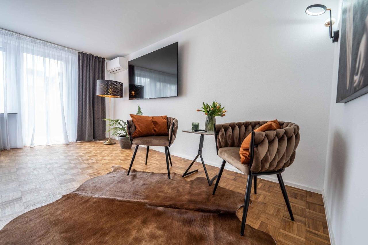 City Wohnung FN L 5 KLIMATISIERT mit Balkon und Küche FDH Exterior foto